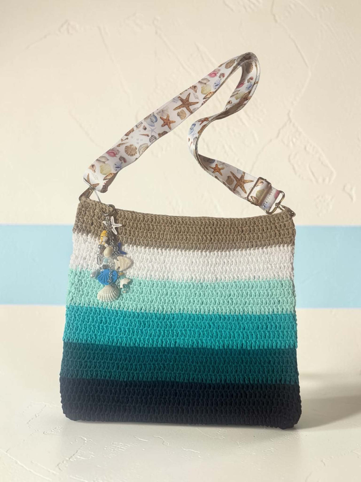 Handmade Coastal Crochet Shoulder Purse – Ocean-Inspired Striped Handbag with Adjustable Strap