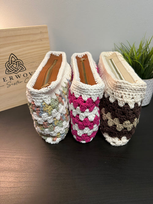 Crochet Zipper Pouch with Liner