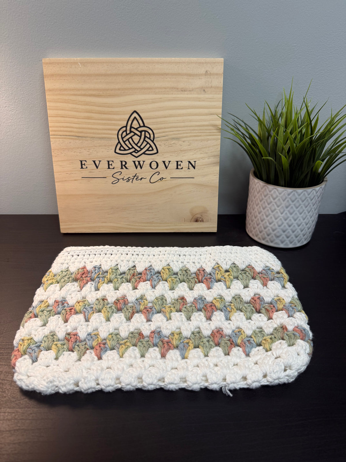 Crochet Zipper Pouch with Liner