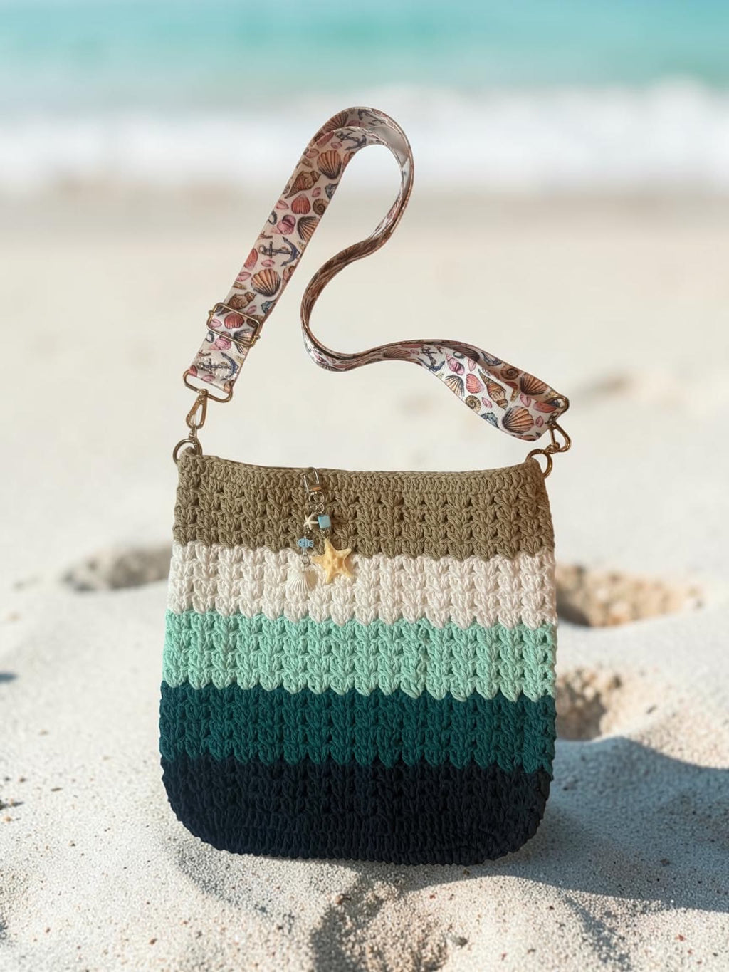 Handmade Crochet Coastal Tote Purse – Ocean-Inspired Striped Handbag